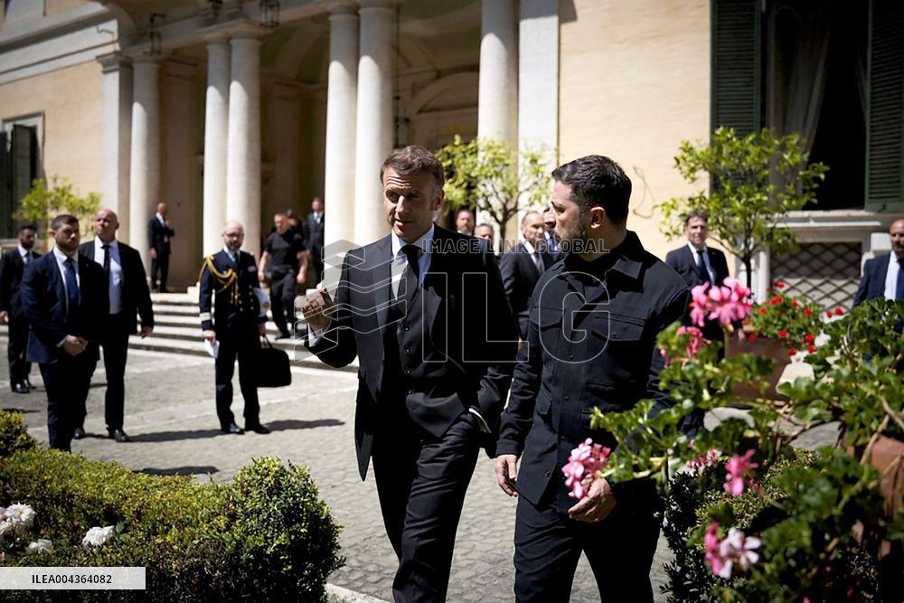 President Macron and Zelensky meet after the Pope s funeral in Rome