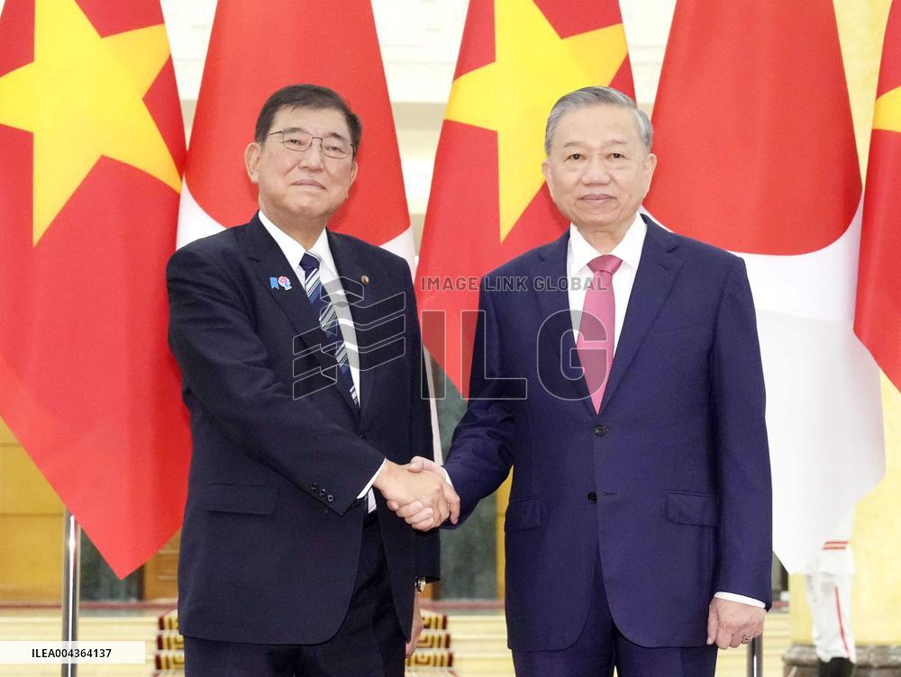 Japan-Vietnam talks in Hanoi