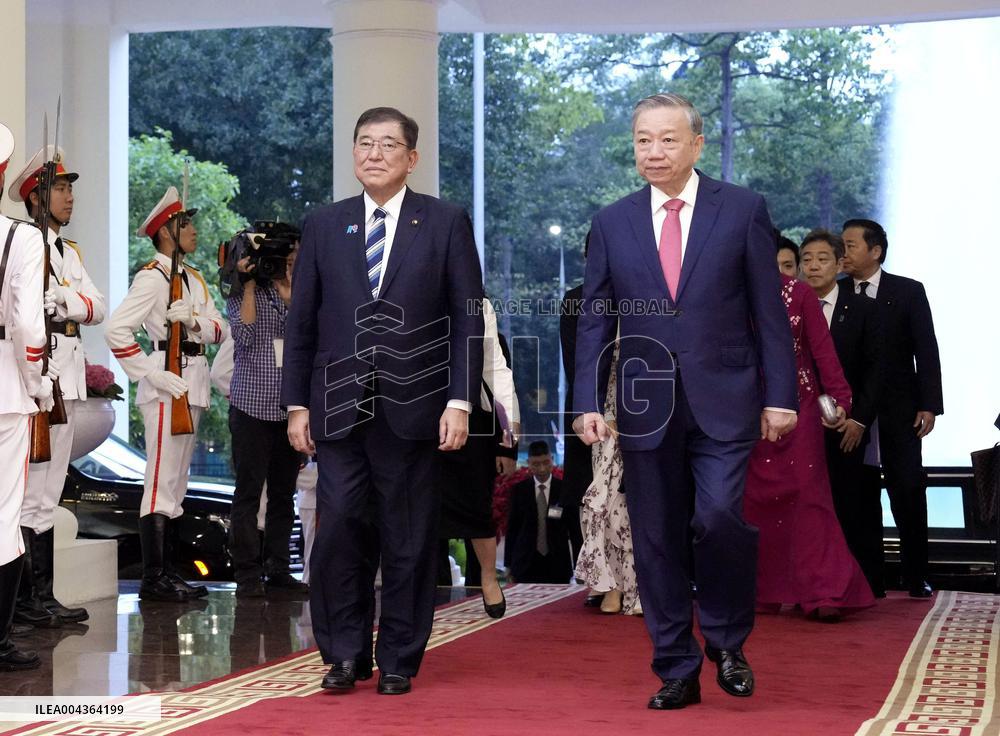 Japan-Vietnam talks in Hanoi