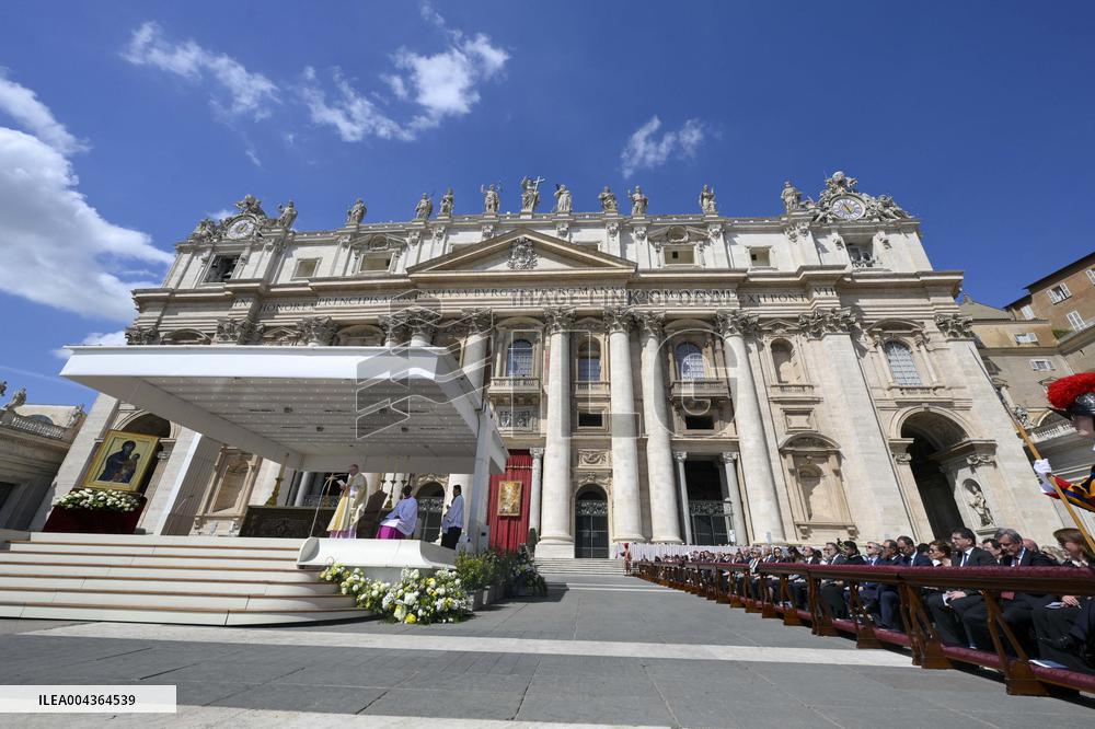 Cardinal Pietro Parolin Leads A Mass In Suffrage For Pope Francis - Vatican