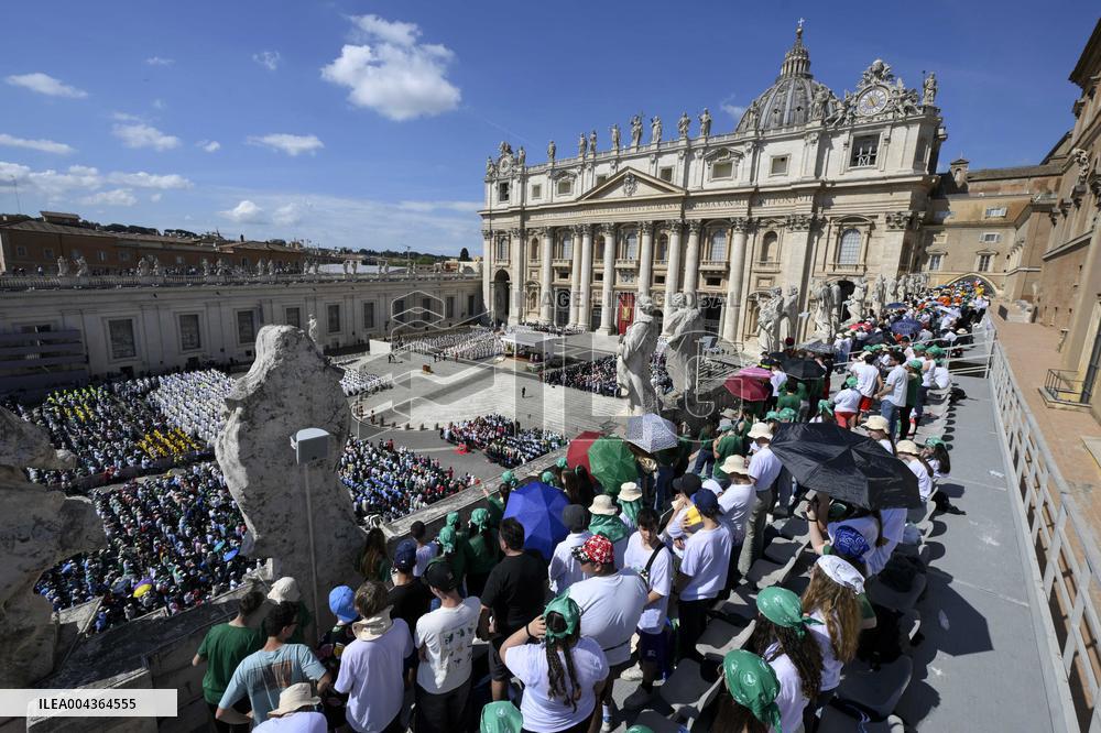 Cardinal Pietro Parolin Leads A Mass In Suffrage For Pope Francis - Vatican