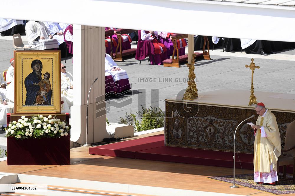 Cardinal Pietro Parolin Leads A Mass In Suffrage For Pope Francis - Vatican