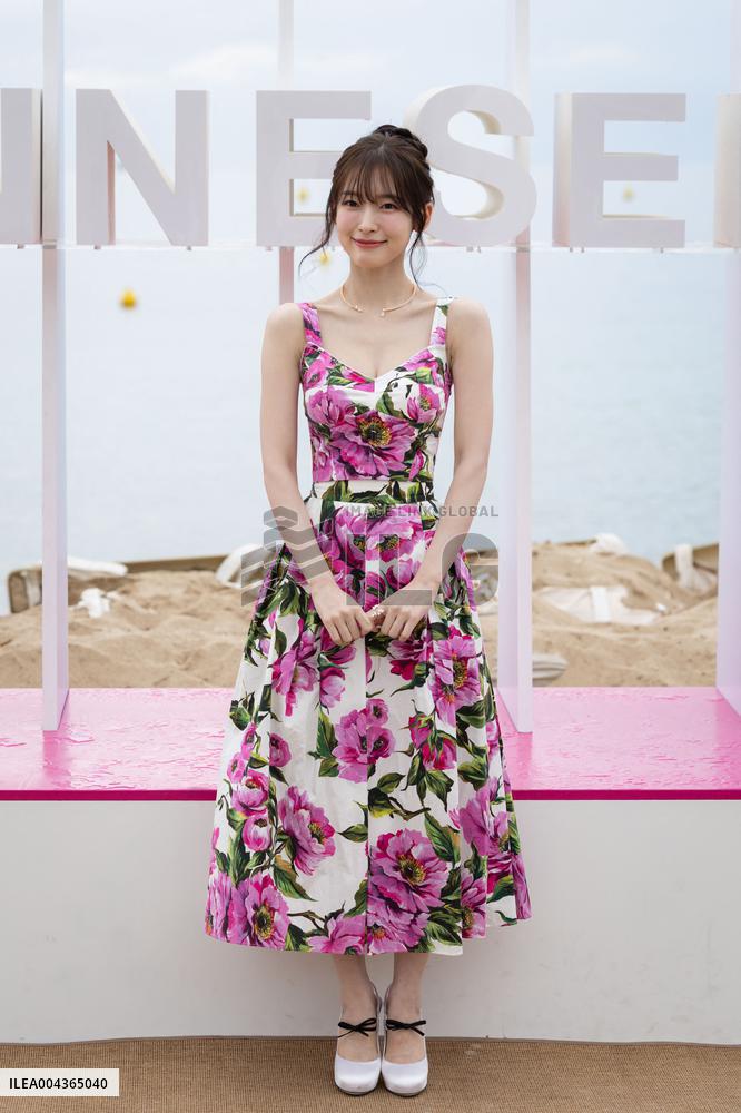 8th Canneseries - S Line Photocall