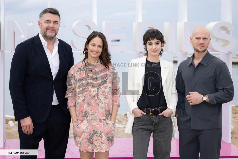 8th Canneseries - Ma Femme Est Une Espionne Photocall
