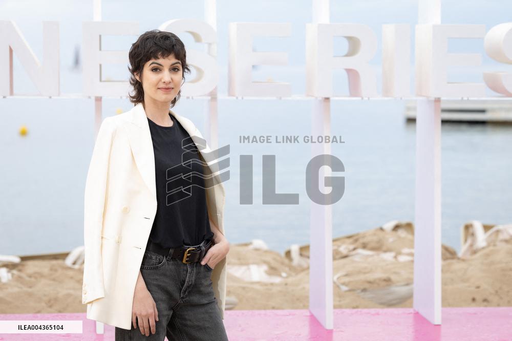 8th Canneseries - Ma Femme Est Une Espionne Photocall