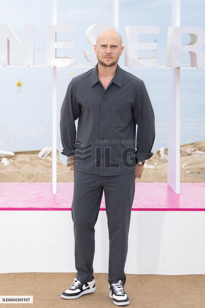 8th Canneseries - Ma Femme Est Une Espionne Photocall