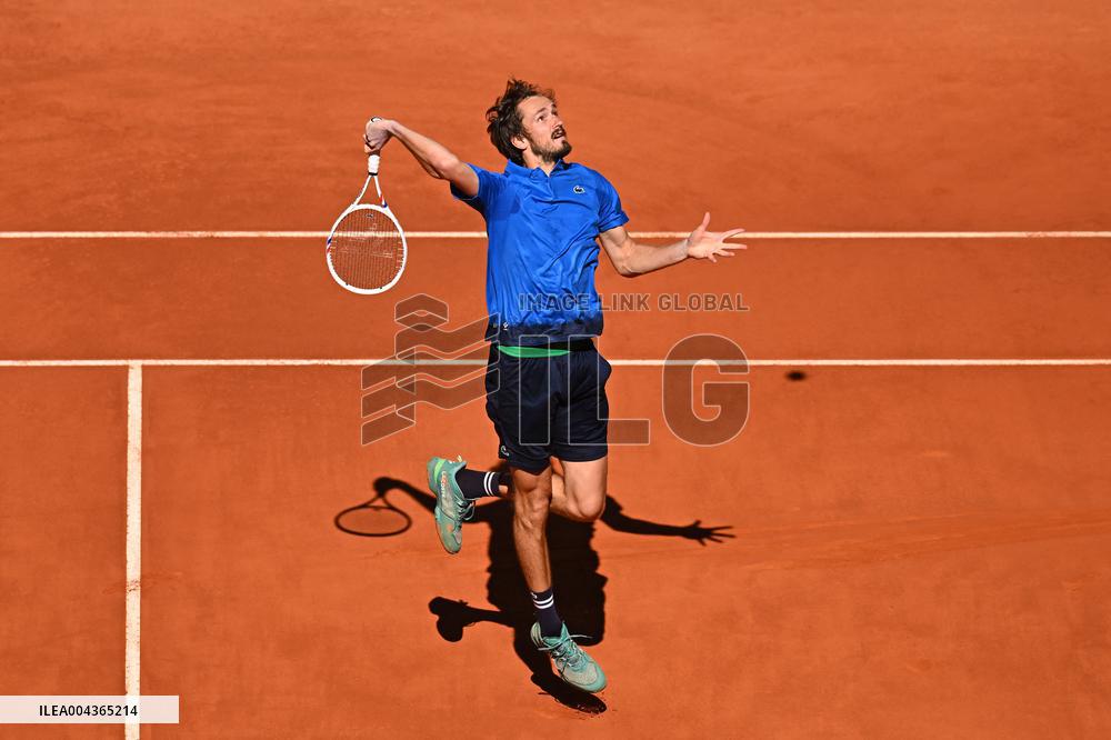 Mutua Madrid Open - Men s Third Round