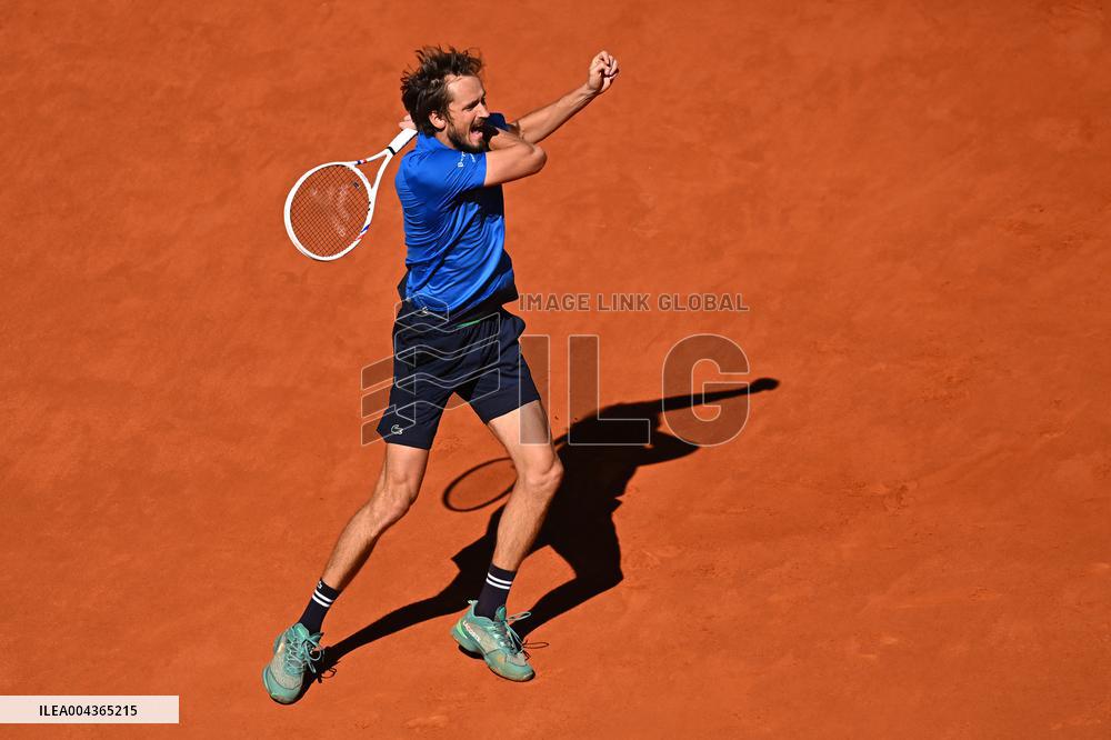 Mutua Madrid Open - Men s Third Round