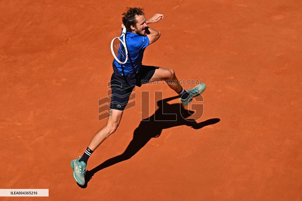 Mutua Madrid Open - Men s Third Round