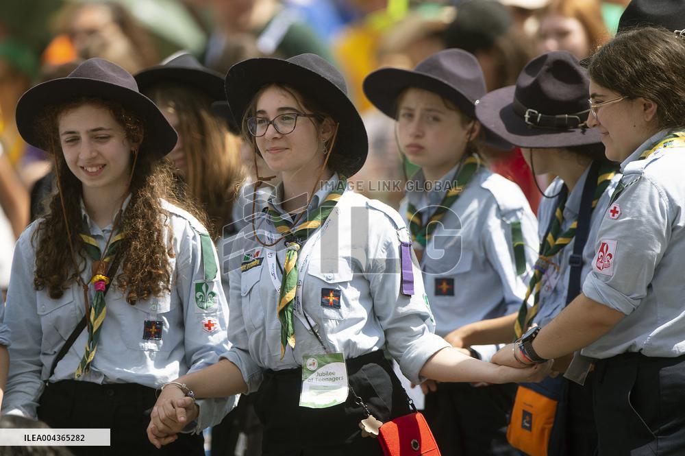Cardinal Pietro Parolin Leads A Mass In Suffrage For Pope Francis - Vatican