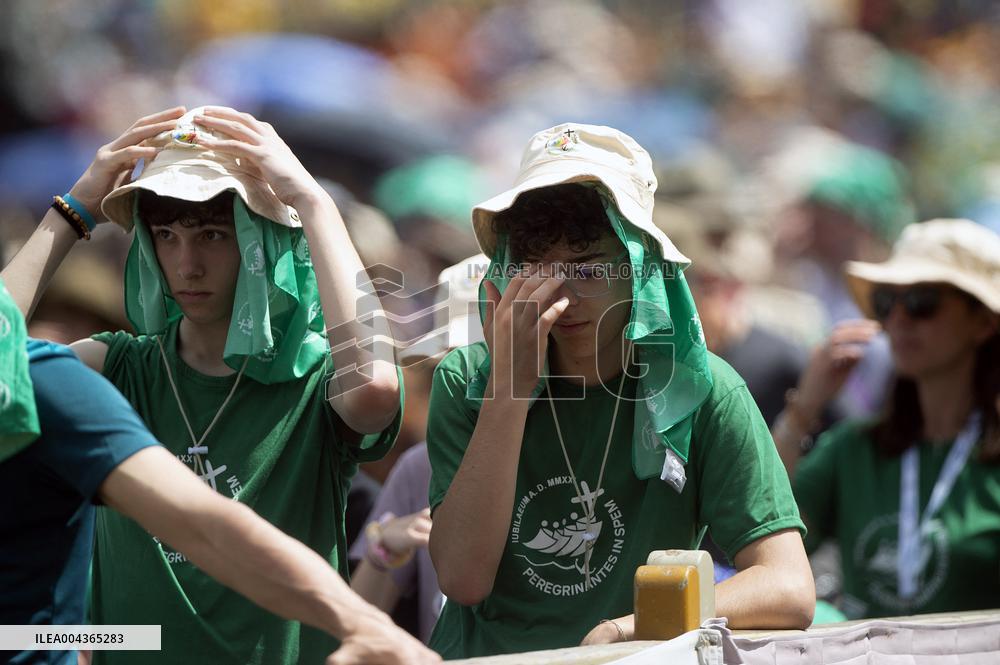 Cardinal Pietro Parolin Leads A Mass In Suffrage For Pope Francis - Vatican