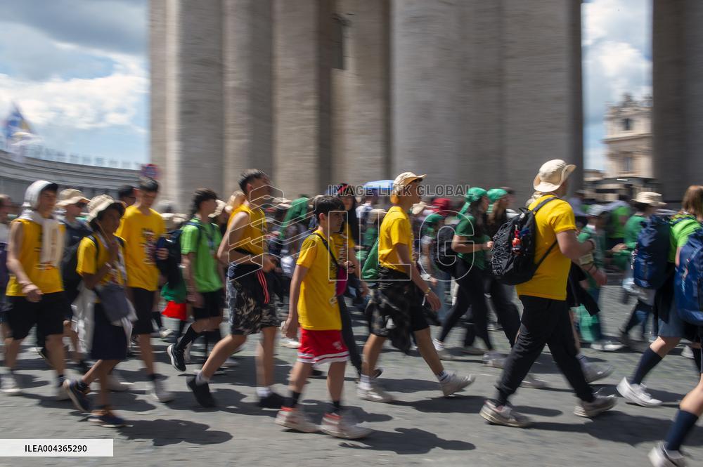Cardinal Pietro Parolin Leads A Mass In Suffrage For Pope Francis - Vatican