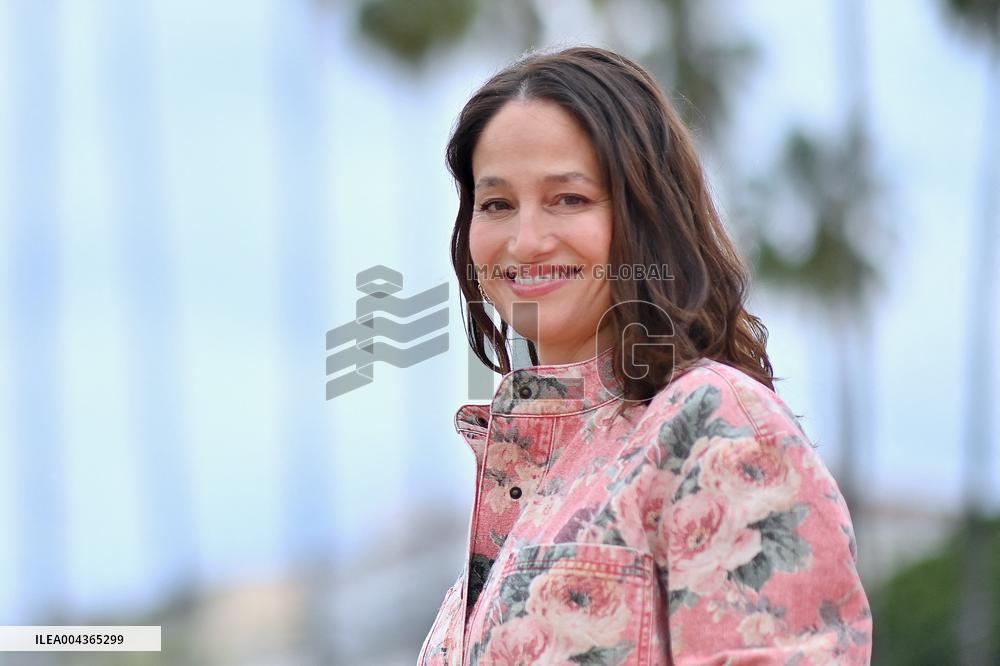 8th Canneseries - Ma Femme Est Une Espionne Photocall