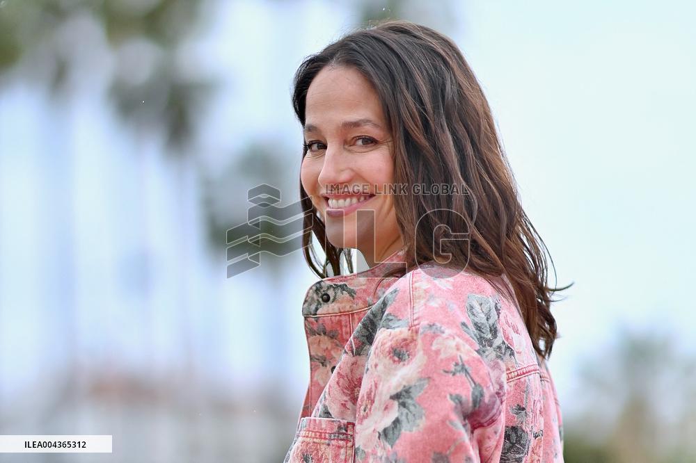 8th Canneseries - Ma Femme Est Une Espionne Photocall