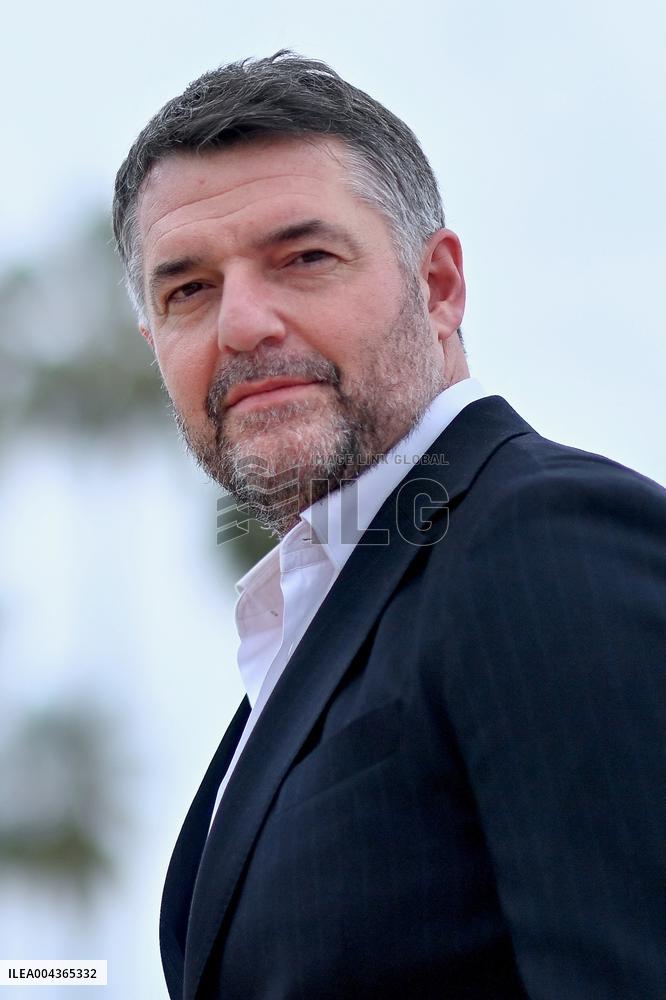 8th Canneseries - Ma Femme Est Une Espionne Photocall