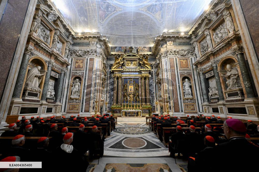 Vespers Service Inside St Mary Major Basilica - Rome