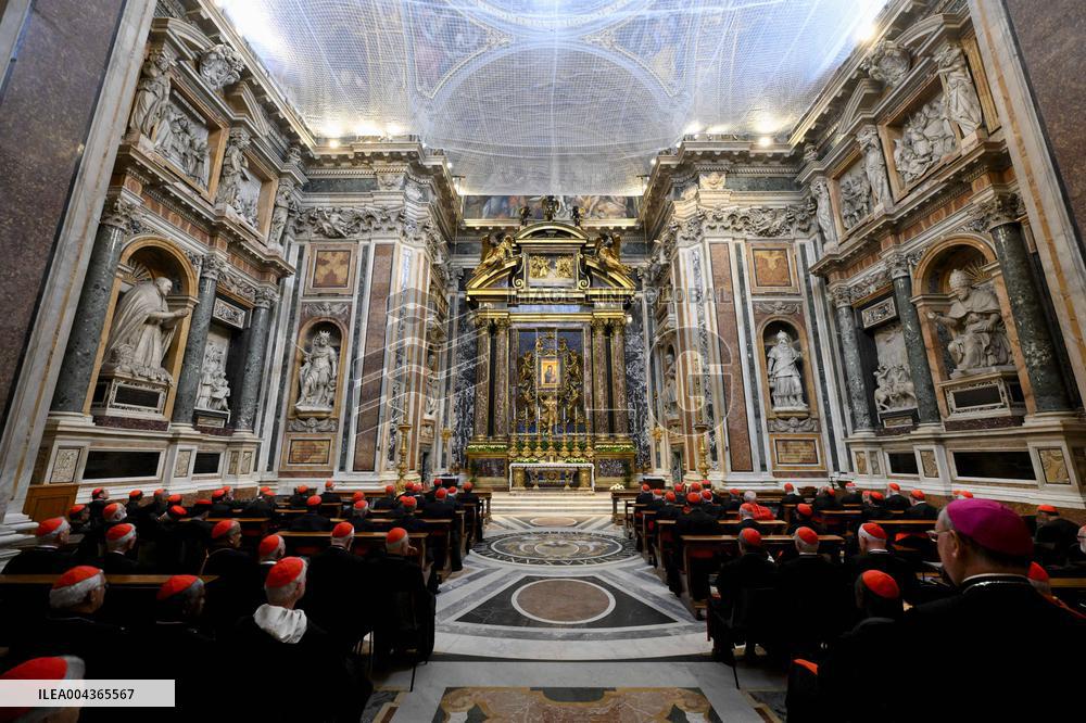 Vespers Service Inside St Mary Major Basilica - Rome