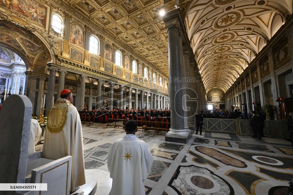 Vespers Service Inside St Mary Major Basilica - Rome