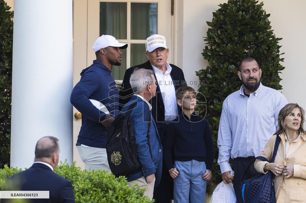 US President Donald Trump returns to the White House from New Jersey