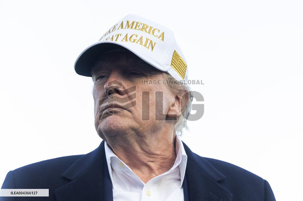 US President Donald Trump returns to the White House from New Jersey