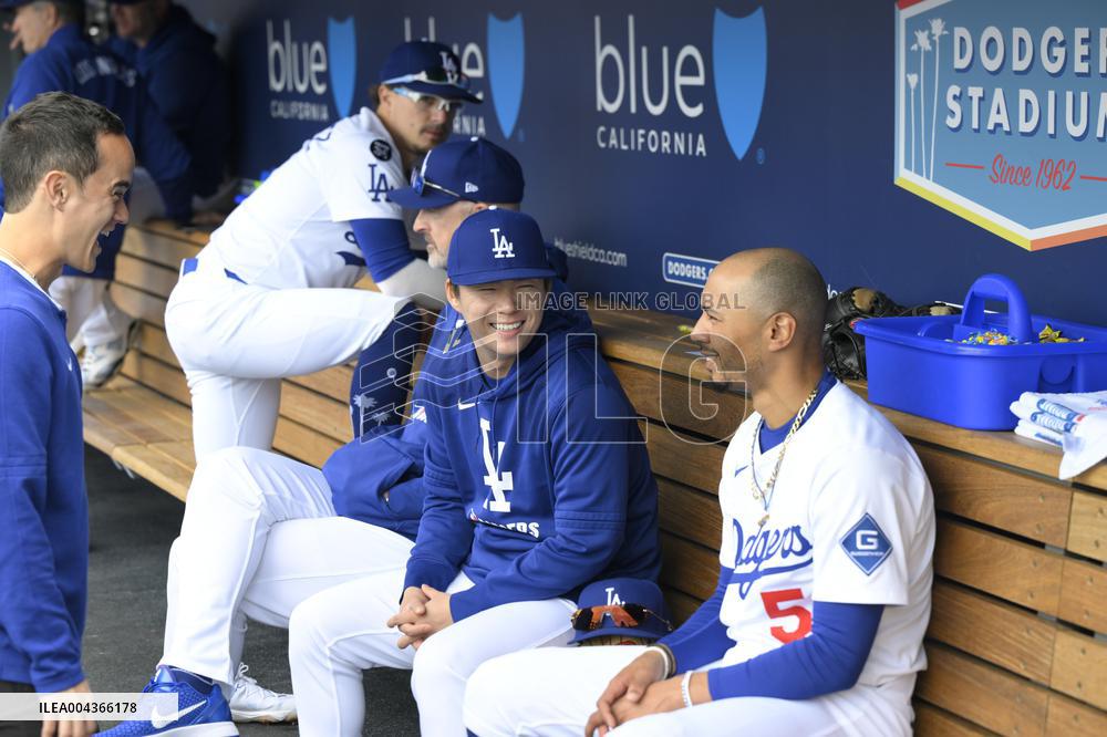 Baseball:Yoshinobu Yamamoto