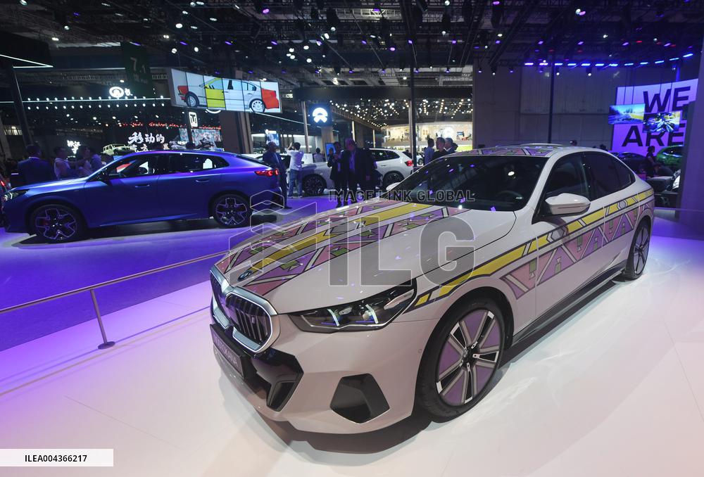 BMW i5 Art Concept Car