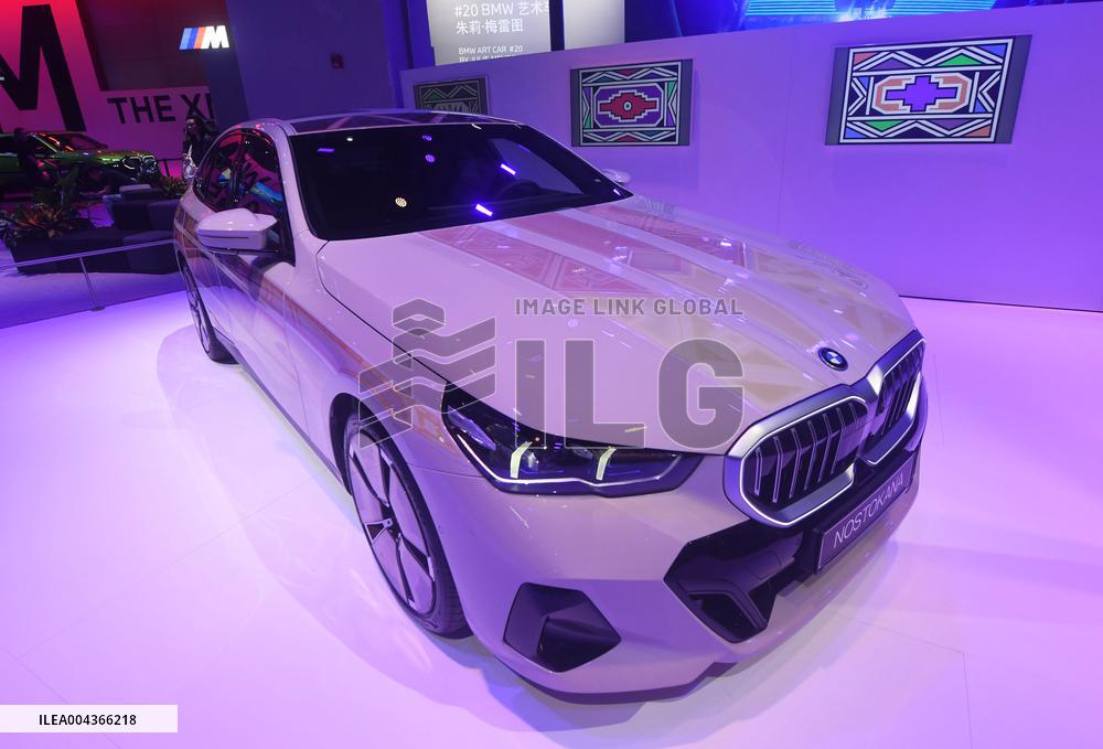 BMW i5 Art Concept Car