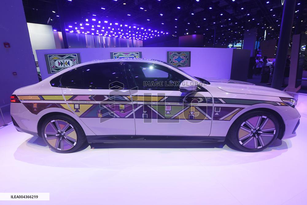 BMW i5 Art Concept Car