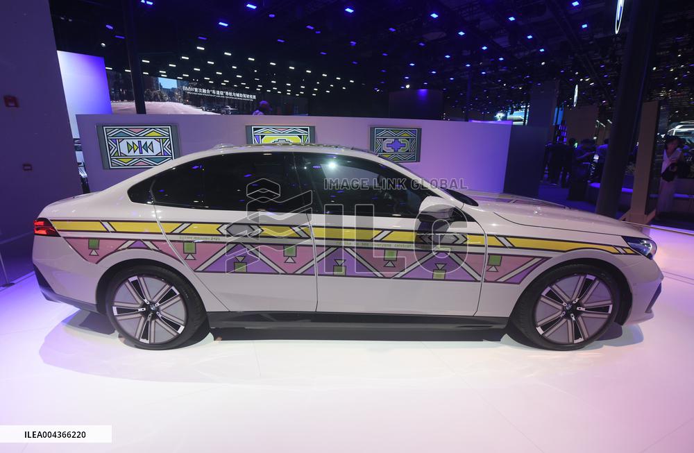 BMW i5 Art Concept Car