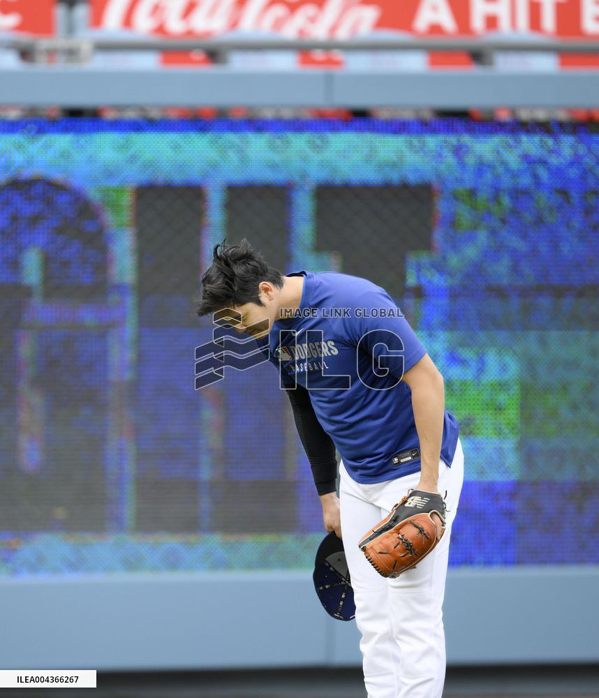 Baseball: Pirates vs. Dodgers