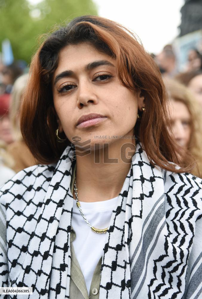 Rally Against Islamophobia for Aboubakar Cisse - Paris