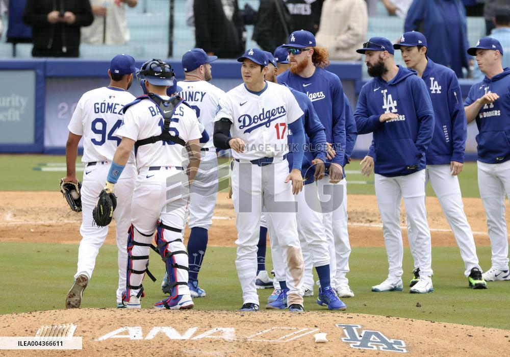 Baseball: Pirates vs. Dodgers