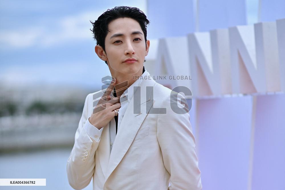 8th Canneseries - S Line Photocall