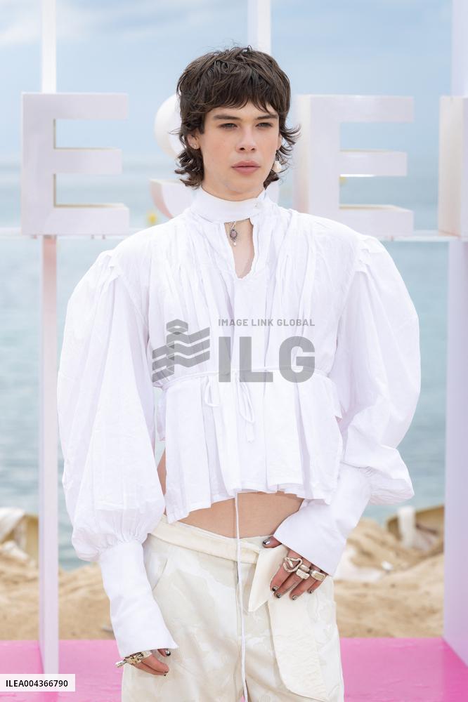 8th Canneseries - Noob Photocall