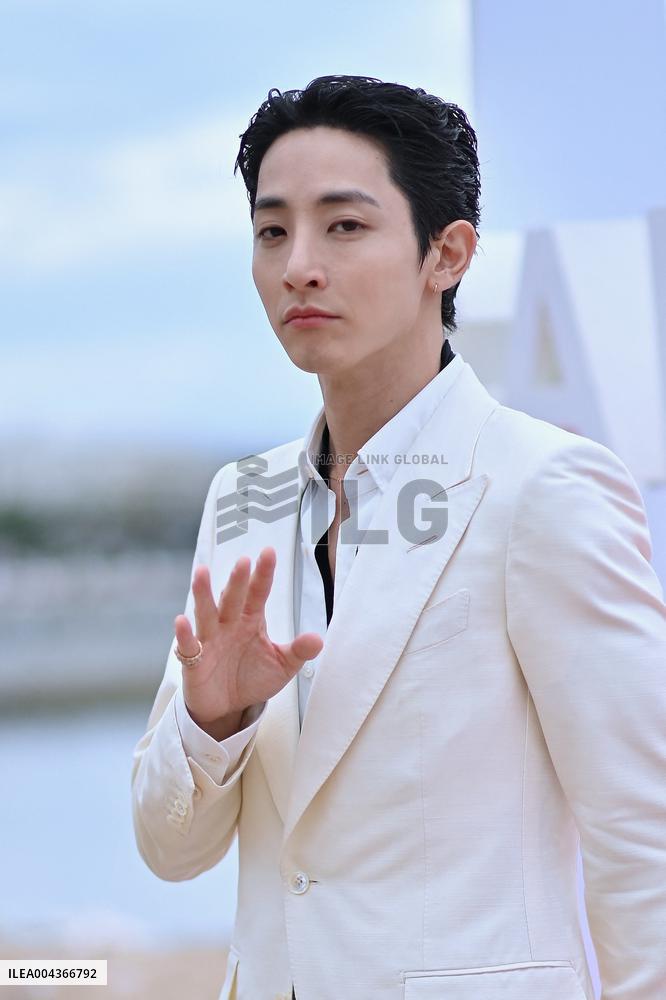 8th Canneseries - S Line Photocall