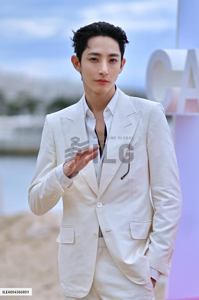 8th Canneseries - S Line Photocall