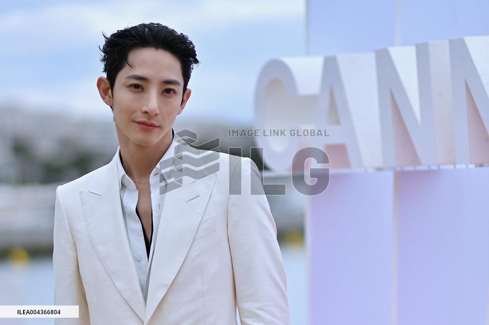 8th Canneseries - S Line Photocall