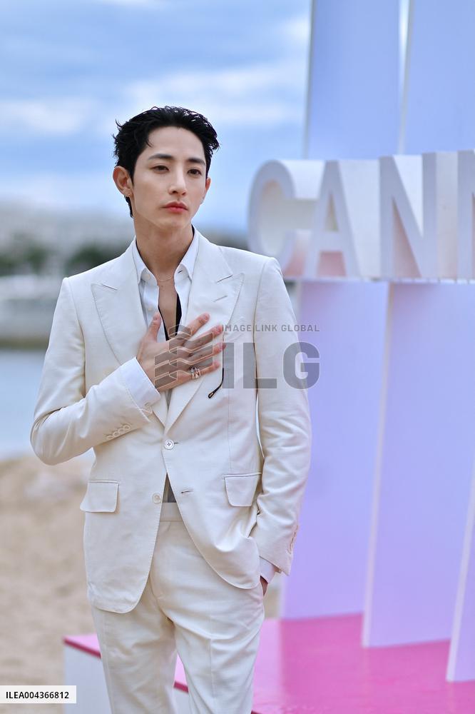 8th Canneseries - S Line Photocall