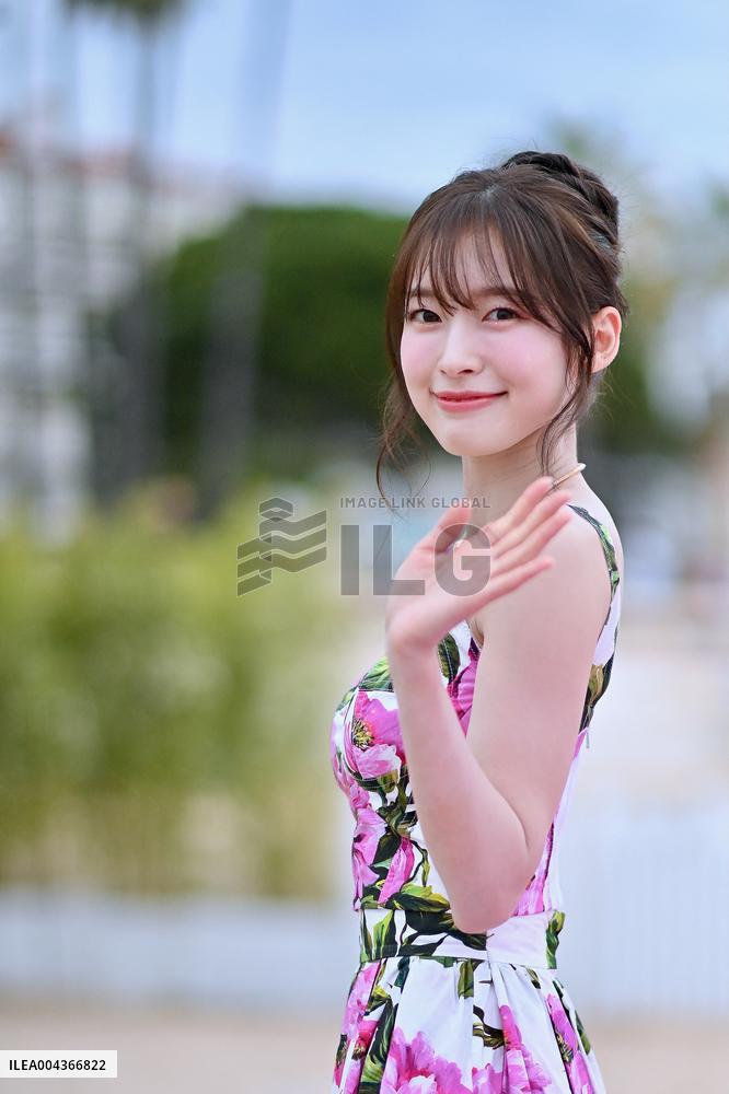 8th Canneseries - S Line Photocall