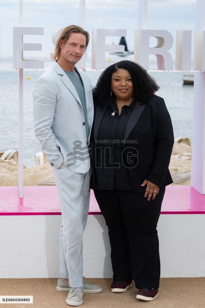 8th Canneseries - Duster Photocall