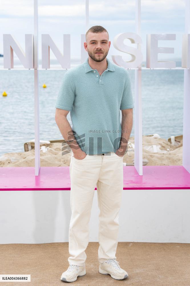8th Canneseries - Malditos Photocall