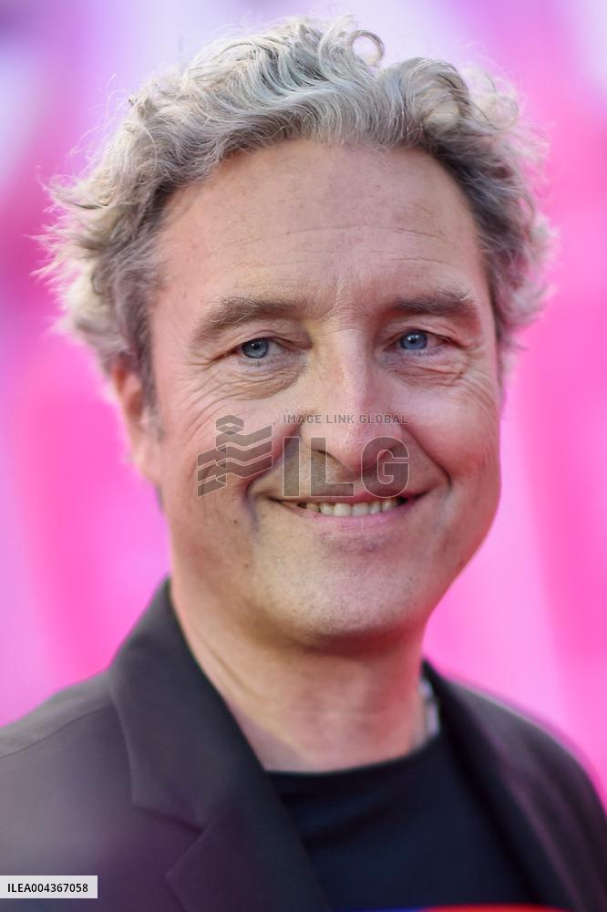 8th Canneseries - Pink Carpet