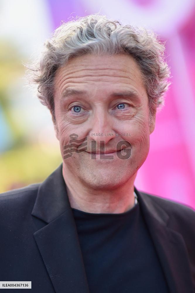 8th Canneseries - Pink Carpet