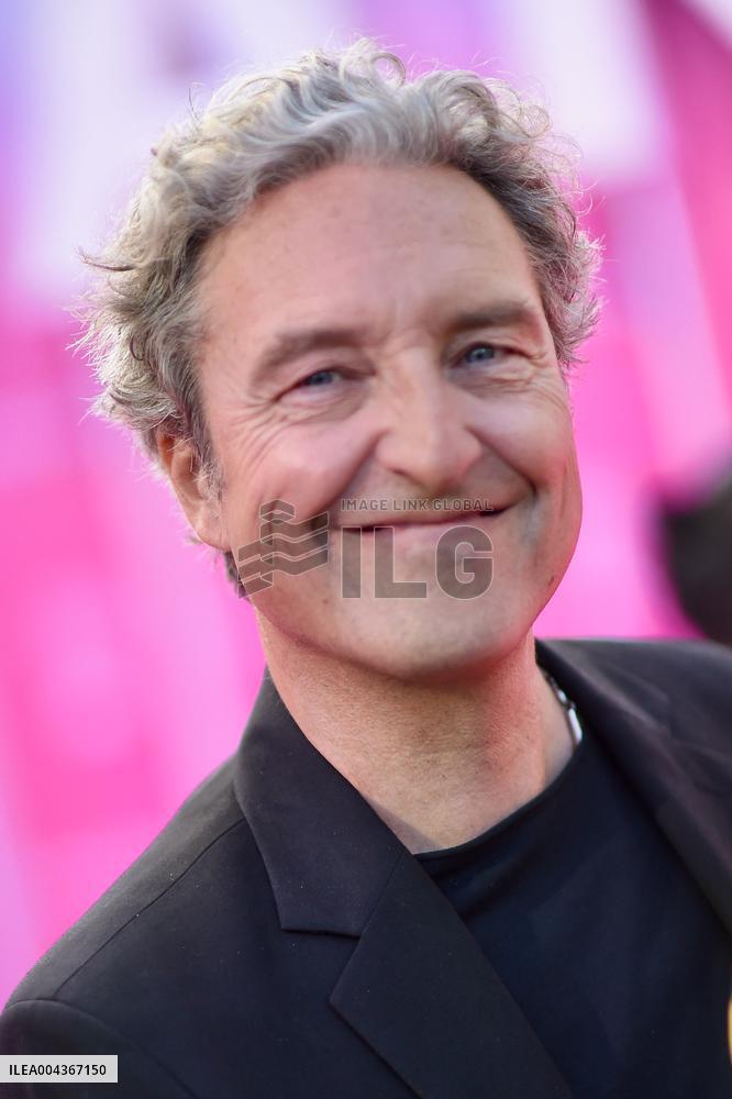 8th Canneseries - Pink Carpet