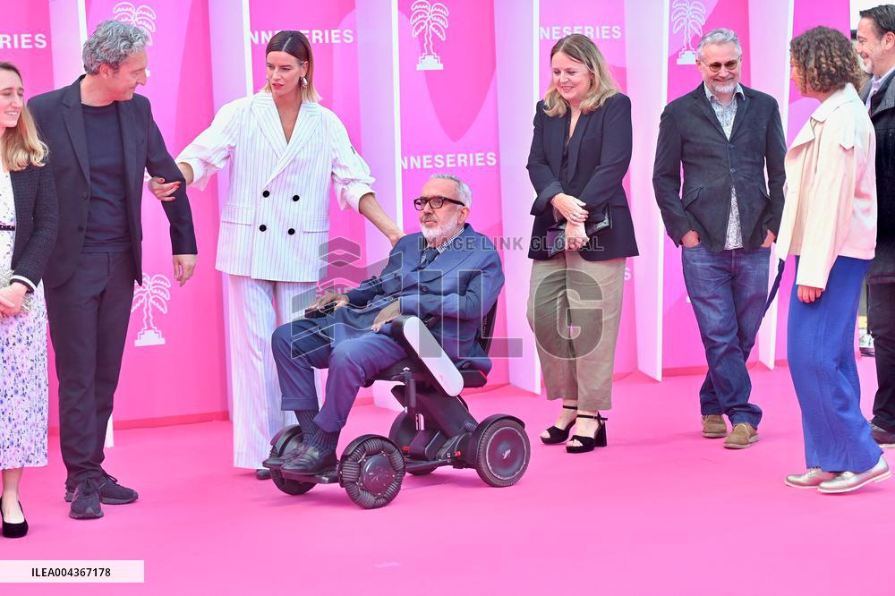 8th Canneseries - Pink Carpet