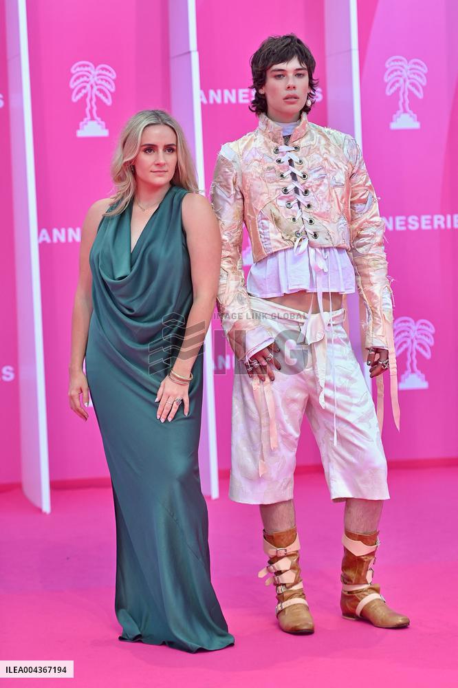 8th Canneseries - Pink Carpet