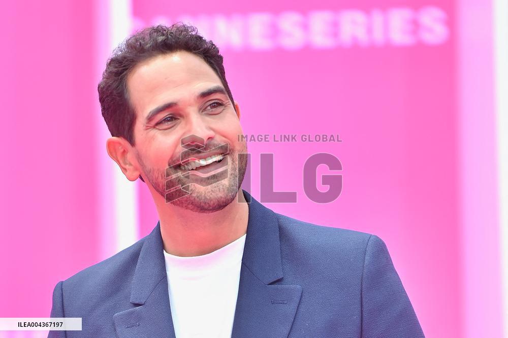 8th Canneseries - Pink Carpet