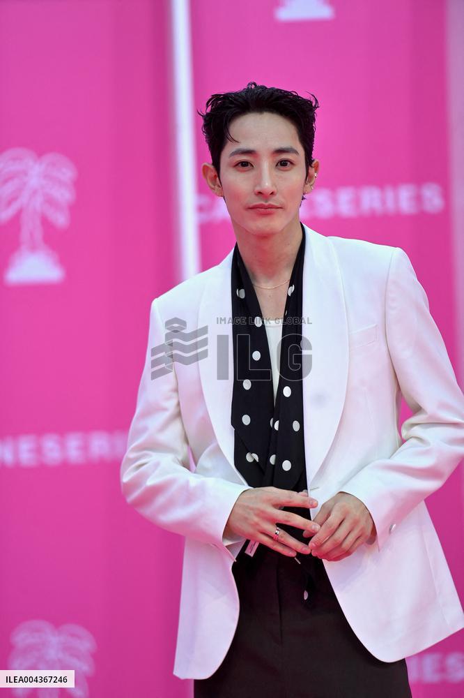 8th Canneseries - Pink Carpet