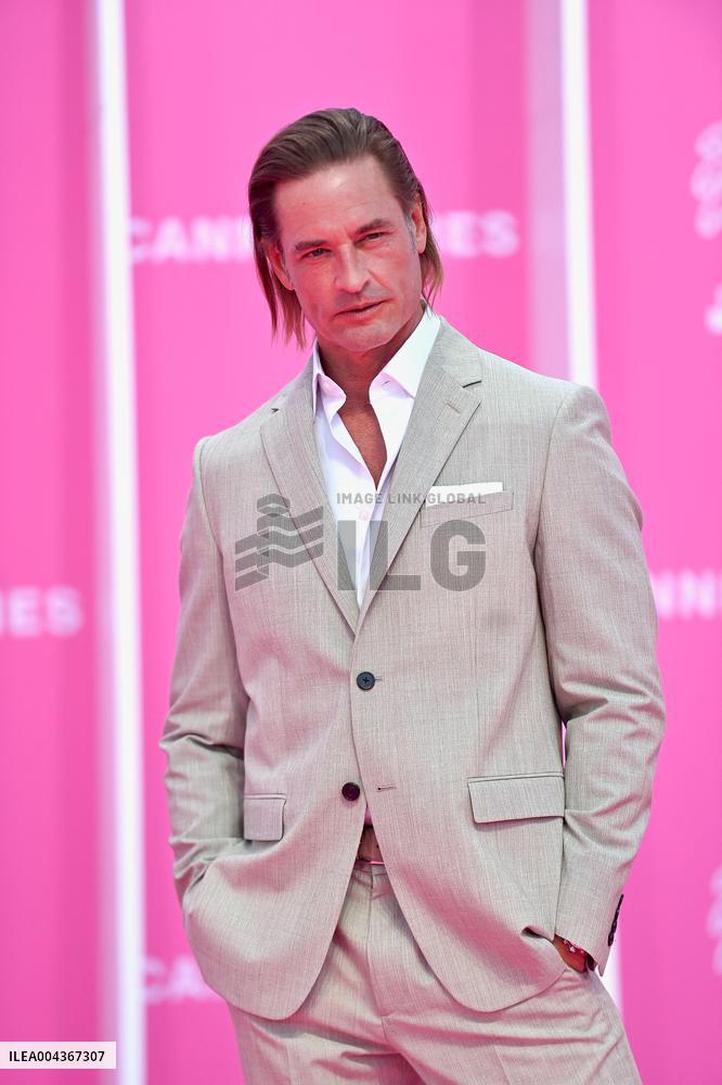 8th Canneseries - Pink Carpet