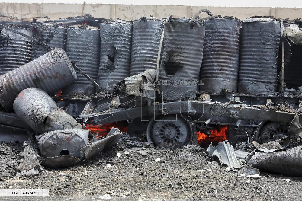 28 Killed and 800 Injured in Port Explosion - Iran